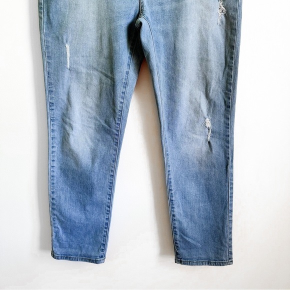 Levi's Mid Rise Boyfriend Jean Slate Era W30 - Picture 7 of 10